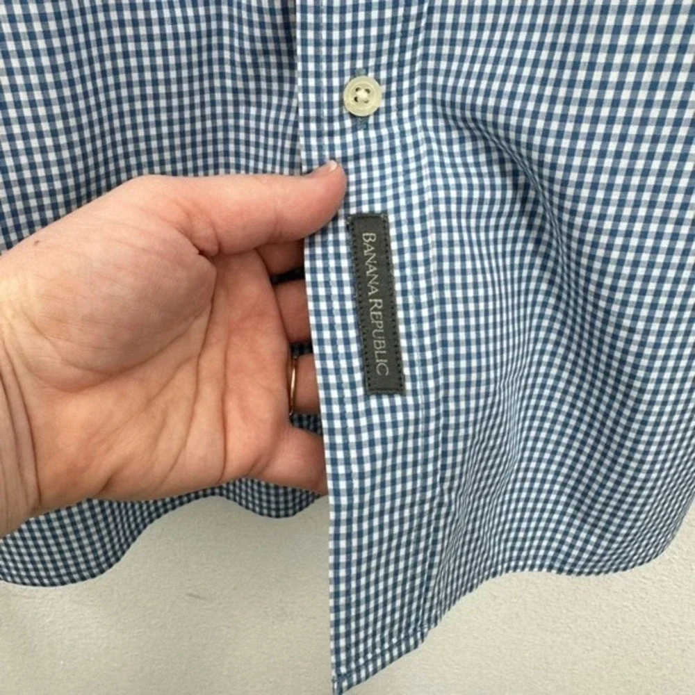 Banana‎ Republic Men's Large Blue Gingham Check Button Down Long Sleeve Shirt